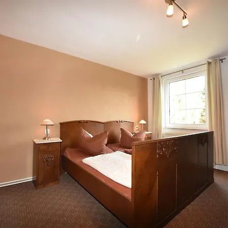 Betty Bei Heiligendamm Mit Garten Hinter Bollhagen