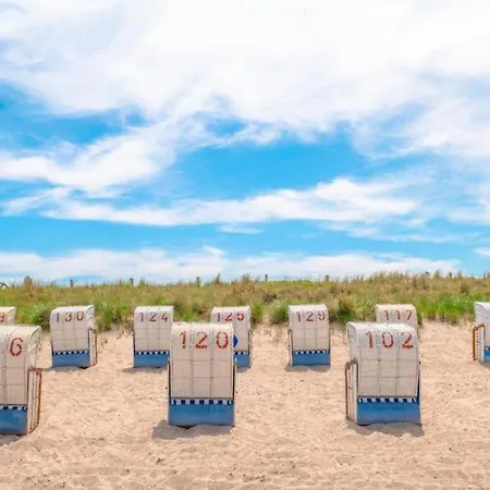 Betty Bei Heiligendamm Mit Garten * Hinter Bollhagen
