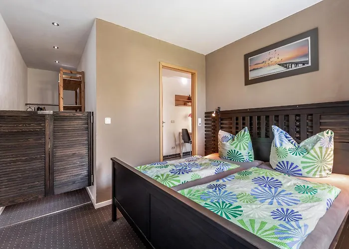 Betty Bei Heiligendamm Mit Garten Hinter Bollhagen